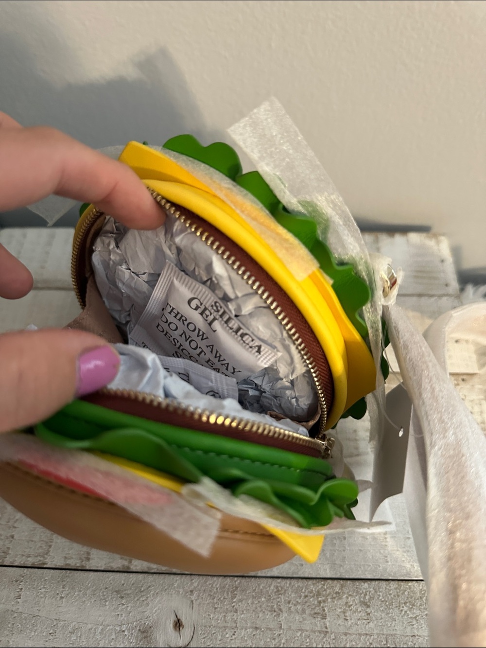 Nwt Kate spade snack bar cheeseburger 3d crossbody bag - Picture 10 of 11